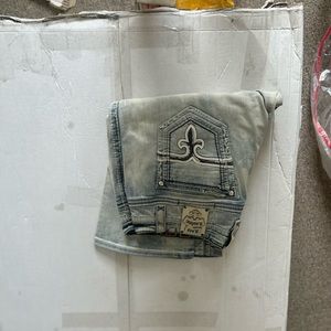 Men’s rock revival size 42 faded jeans